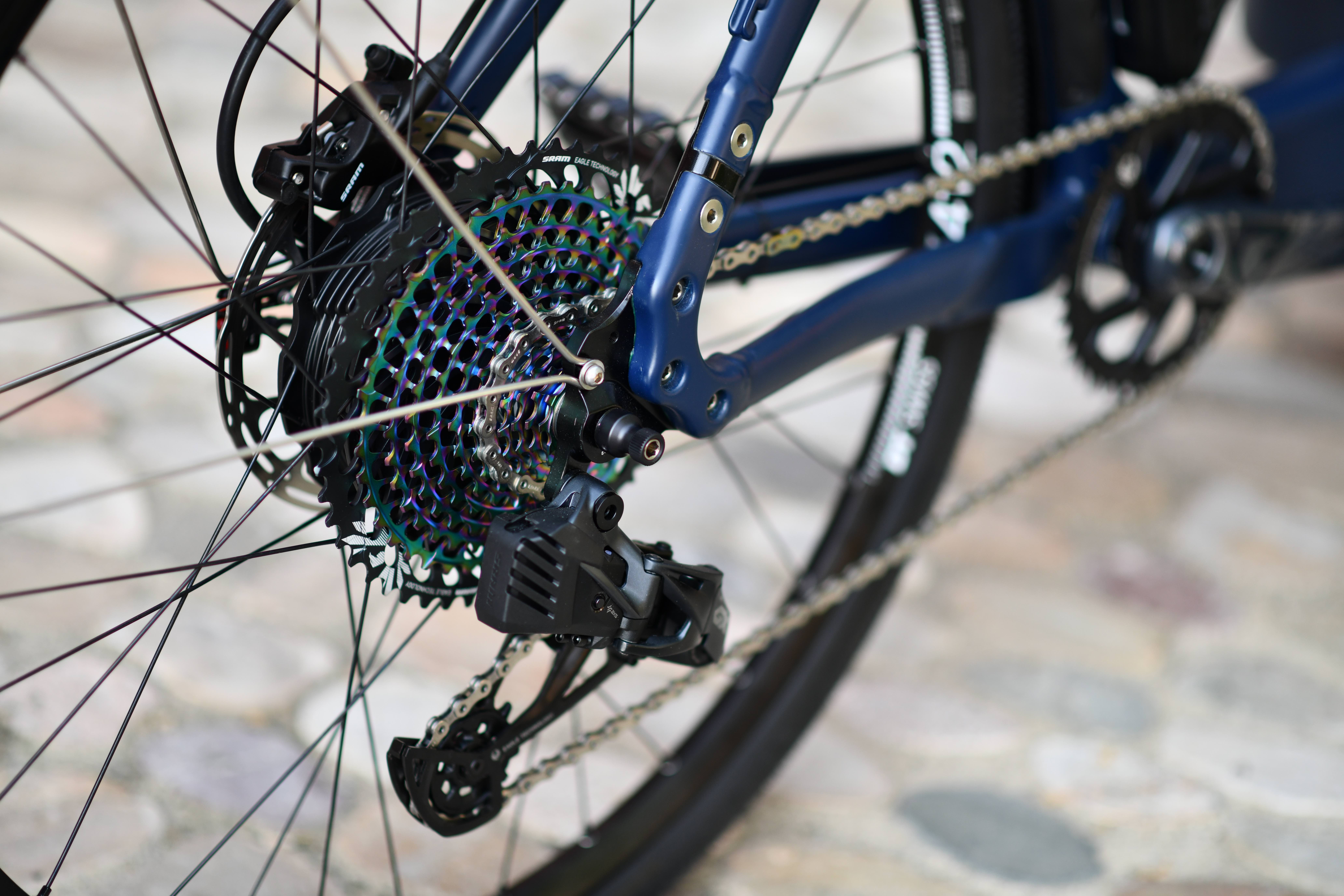 Bike Check: ein tiefblaues LARRY VS HARRY Bullitt mit besonderen Eigenschaften 1