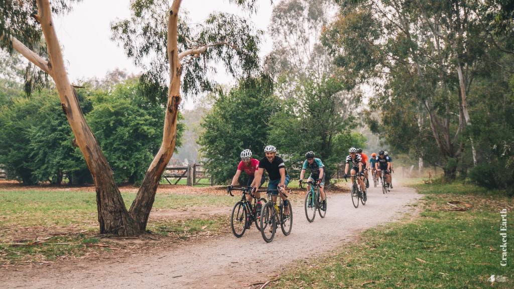 Off-Bike: «Cracked Earth» zeigt Folgen des Klimawandels 1