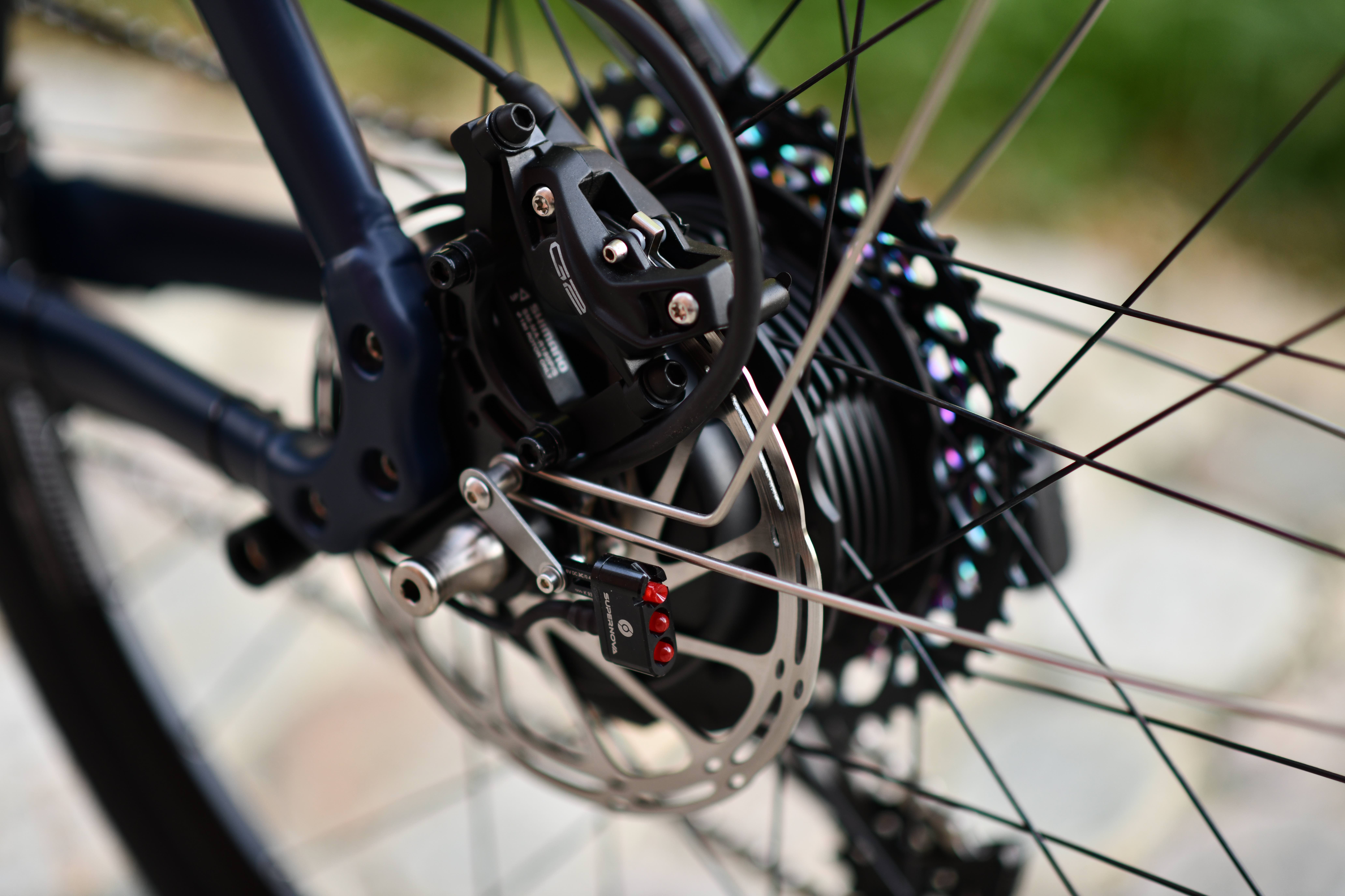 Bike Check: ein tiefblaues LARRY VS HARRY Bullitt mit besonderen Eigenschaften 4