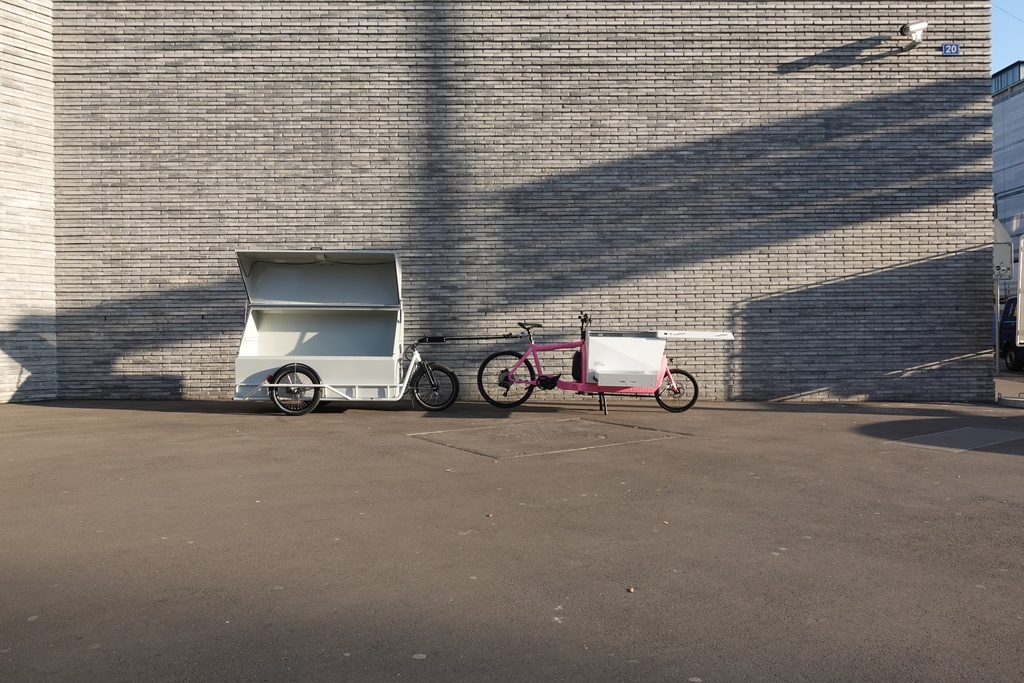 CARLA CARGO "Max Messenger"